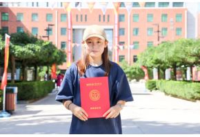 草BXxXx【新生报到】“北音温度”助力梦想起航！